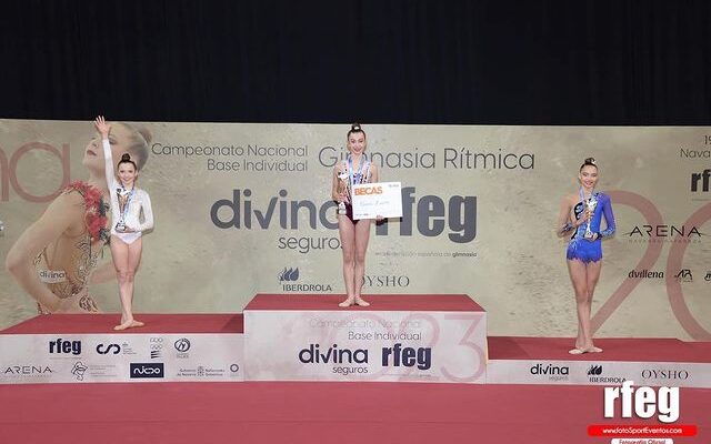 Lilien Slezakova consigue la medalla de bronce en el Campeonato Nacional Individual de Gimnasia Rítmica en categoría cadete 2009